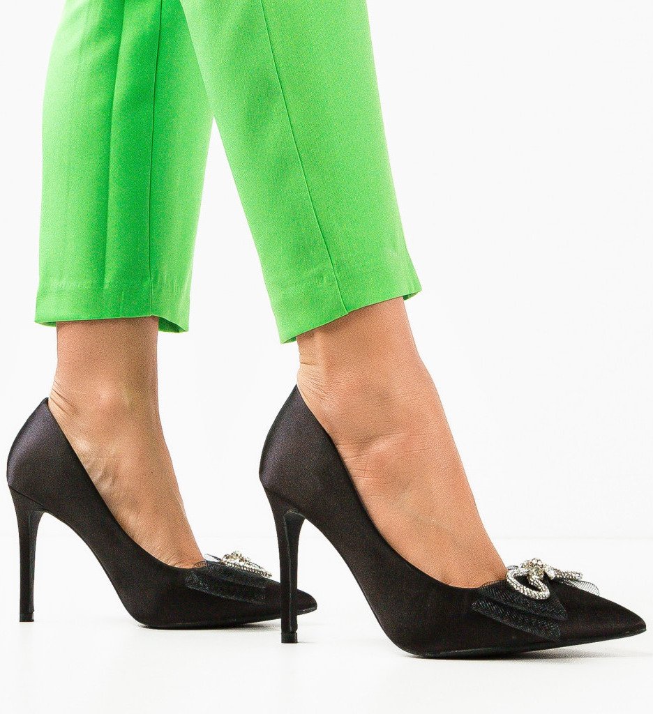 Pantofi de dama negri eleganti cu toc inalt subtire de Zi Ali Caoimhe